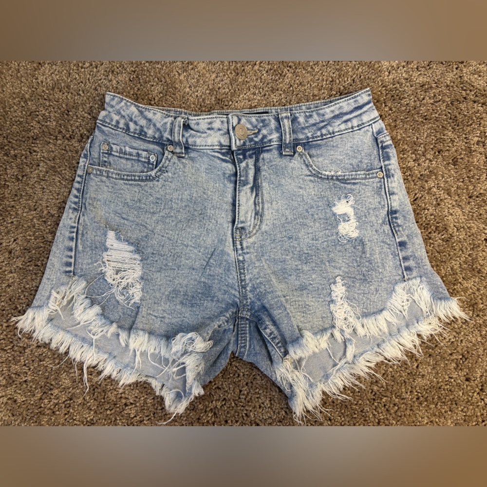 Indigo Rein Jean short Distressed High Rise size 3/25